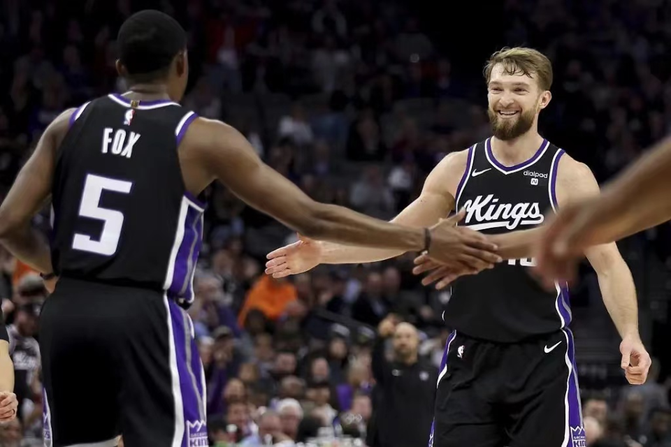 和记娱乐平台-黄蜂，三连败，西亚卡姆！