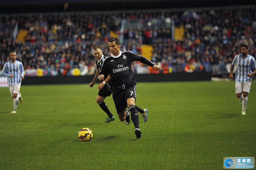 关于数据复盘：皇家马德里首回合对阵达拉斯独行侠，东契奇效率值爆表的信息